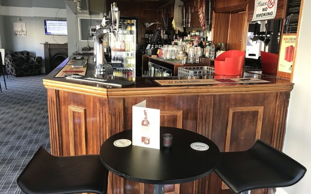 The New Alexandra Hotel