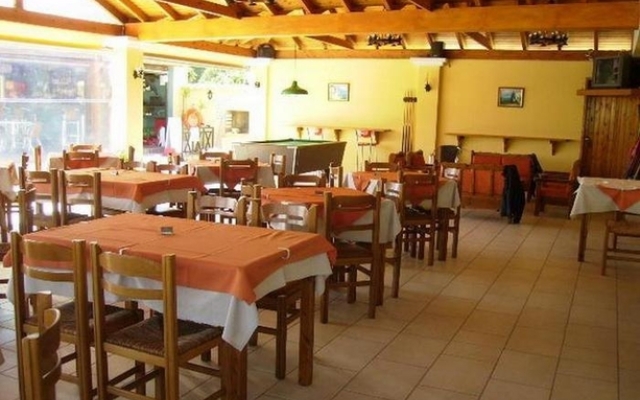 Tzevenos Hotel Apts
