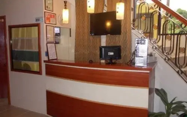 Murmar's Le Pram Hotel