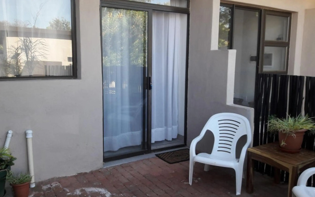 Self-catering Studio, Unit 6 on Krupp