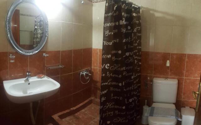 Lefteris Rooms