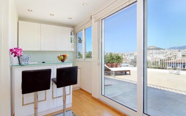 Stylish studio loft with Superb balcony