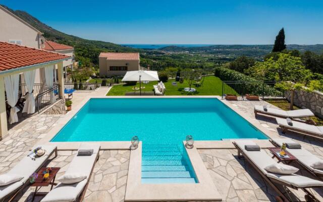 Villa Festa