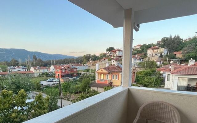 Akçapınar Altın Konakları