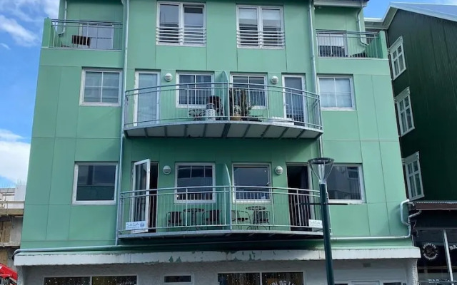 Saga Apartments