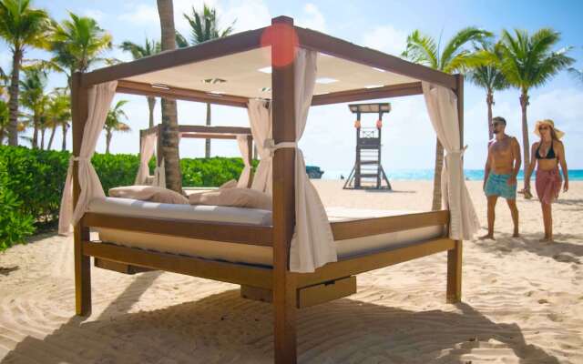 Royal Hideaway Playacar All Inclusive - Adults only