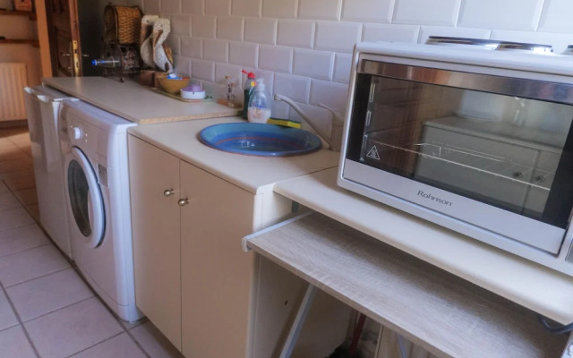Amnisiades Apartments