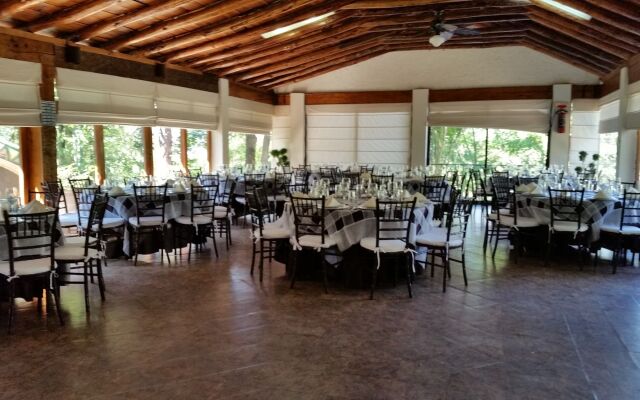 Loto Azul Resort and Spa