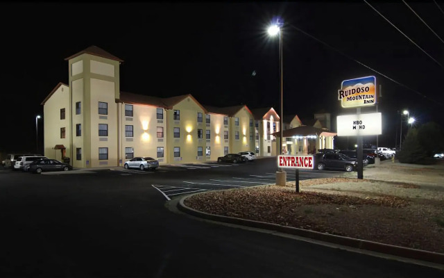 Ruidoso Mountain Inn