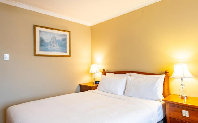 Gateway on Monash Boutique Hotel