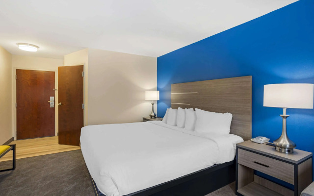 Comfort Inn & Suites Harrisburg-Hershey North