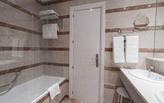 Hotel Miguel Angel by BlueBay