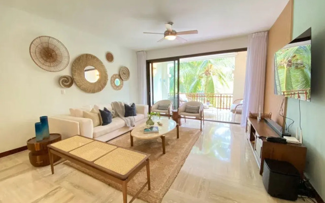 Charming Two-bedroom Apartment in Portillo