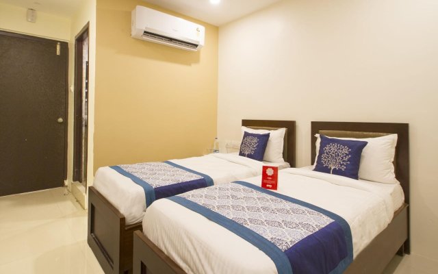 Sree Chandana Hotel by OYO Rooms