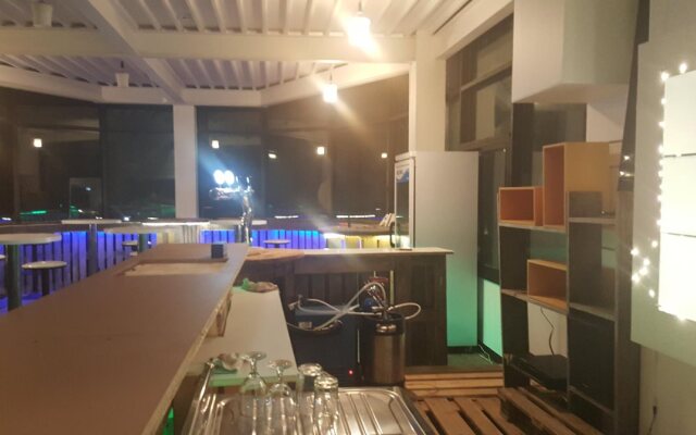 Redo Backpackers - Hostel