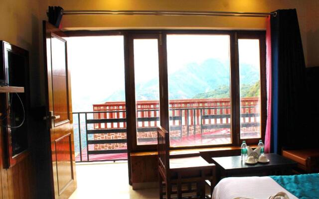 Hotel Forest View and Restaurant
