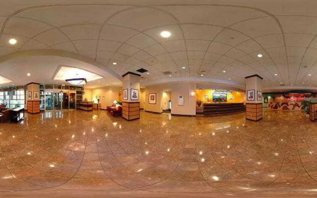 Courtyard By Marriott Detroit Downtown