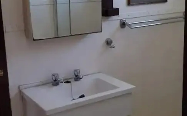 Houseboat With Aircon and Splash Pool - 2128