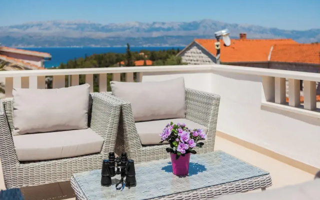 Impeccable 3-bed House in Supetar