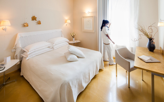 Cosmo Hotel Palace