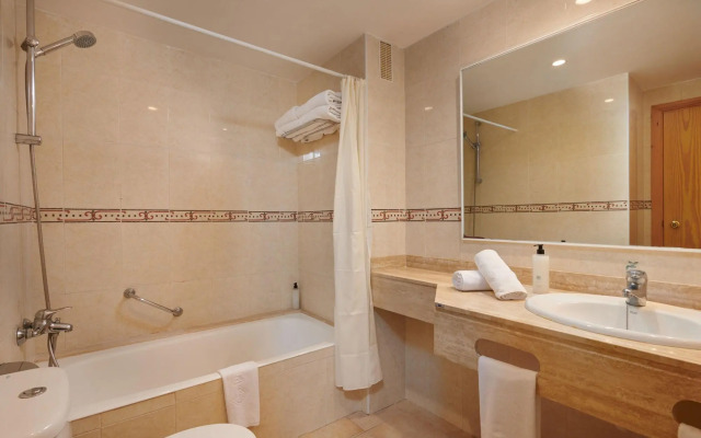 Protur Floriana Resort Aparthotel
