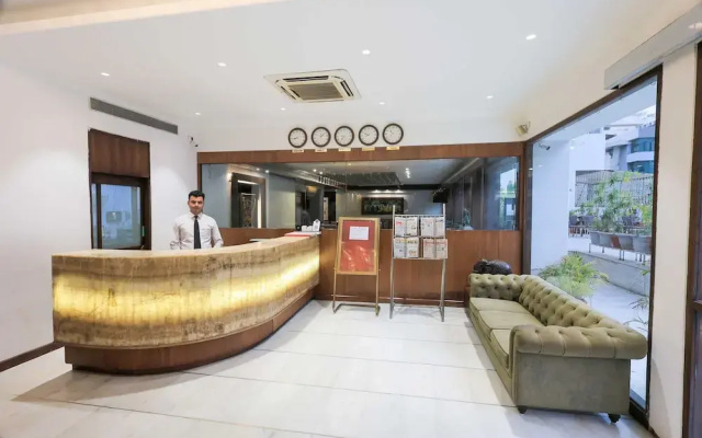 Hotel in Vadodara Near Railway Station