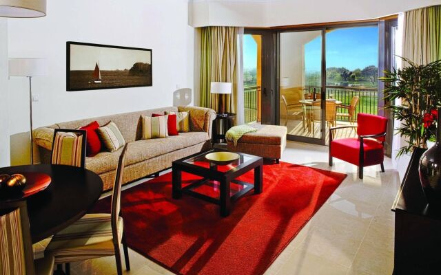 The Residences at Victoria	