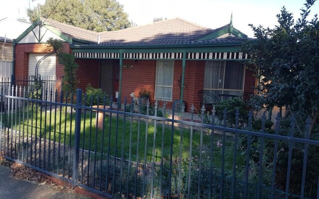 Cobram Cottage