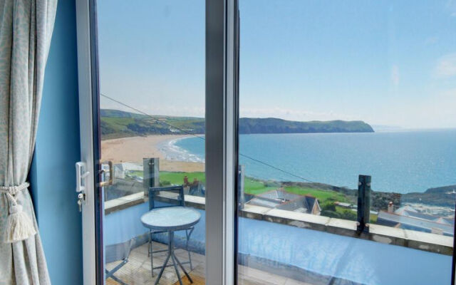 Holiday Home The Albatross