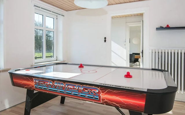 8 Person Holiday Home in Bredebro