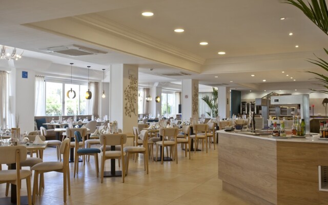 Bahia de Alcudia Hotel & Spa