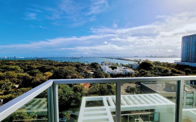 Design District Bay View Cielo Stays