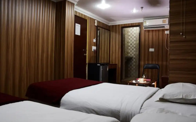 Hotel Raj Palace