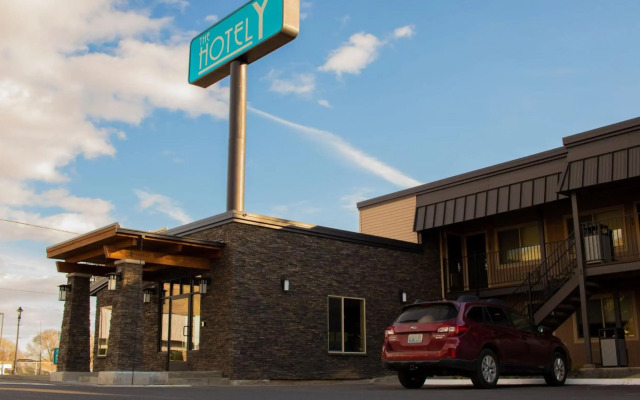 The Hotel Y
