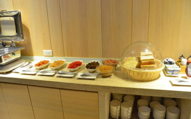 Noble Hotel