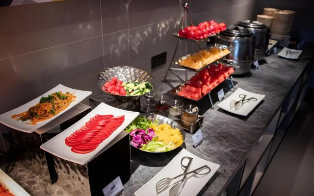 Home Inn Selected (Shanghai Lujiazui, Expo Center)