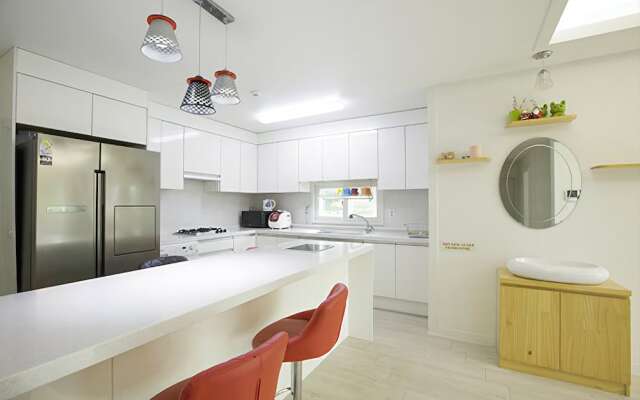 Namyangju Cozy Hill Spa Pension