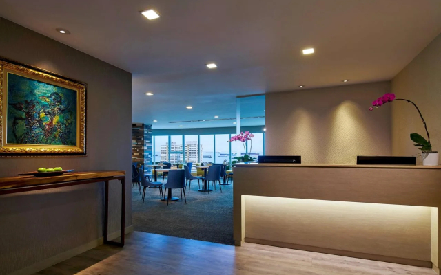 Grand Mercure Singapore Roxy