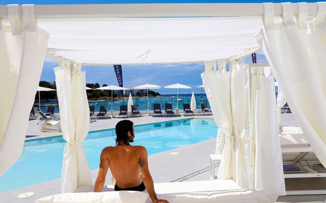 Отель AxelBeach Ibiza Spa & Beach Club - Adults Only Hotel
