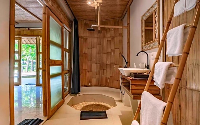 Pravasa Gili Resort by KajaNe