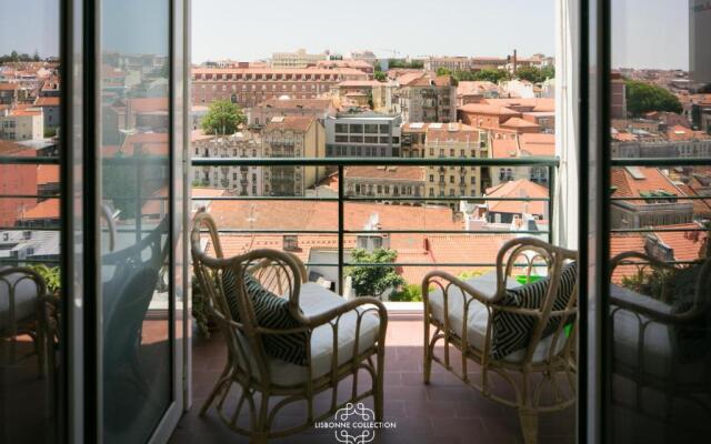 Elegance Lisbon View 68 by Lisbonne Collection