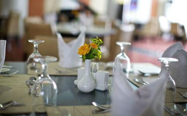 Summerset Continental Hotel Maitama