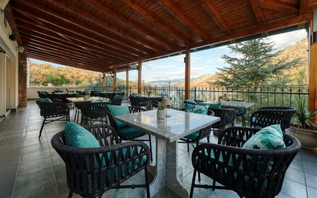 Veladrion Resort