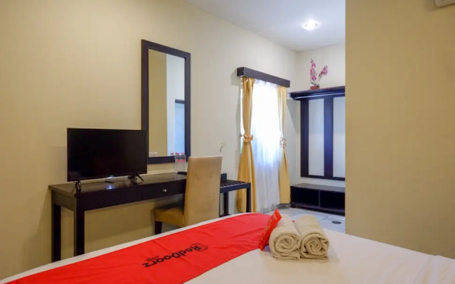 RedDoorz @ Jalan Sriwijaya Semarang