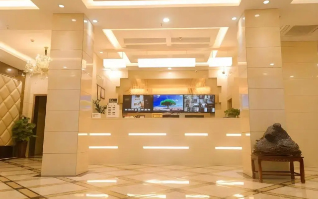 GreenTree Inn Xinyang Gushi County Liaocheng Avenue