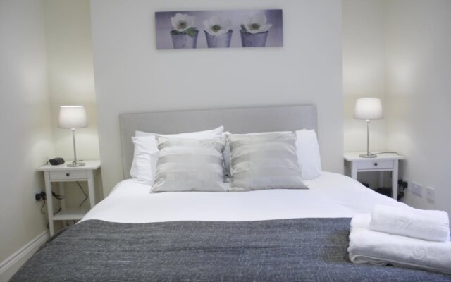 Urban Stay Oxford Gardens Apartments