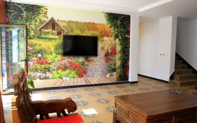 Hejia Courtyard (Mutianyu Great Wall)