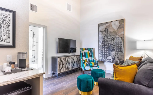 Millsap Suites by Pioneer Pocket Hotel