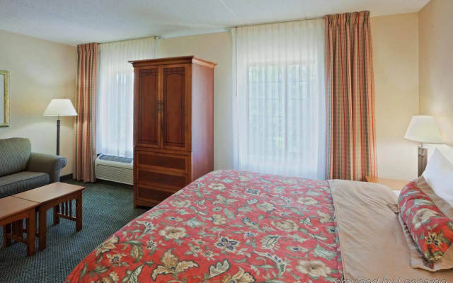 Staybridge Suites Wilmington-Newark by IHG