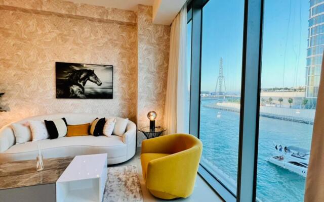 Luxurious beach front apartment Dubai Marina